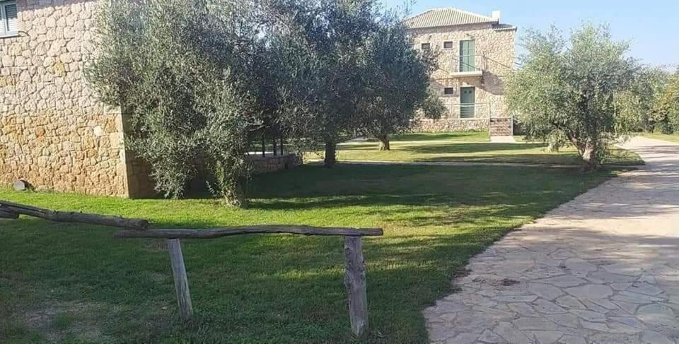 Megalos Kampos Marathopoli Bagian luar foto